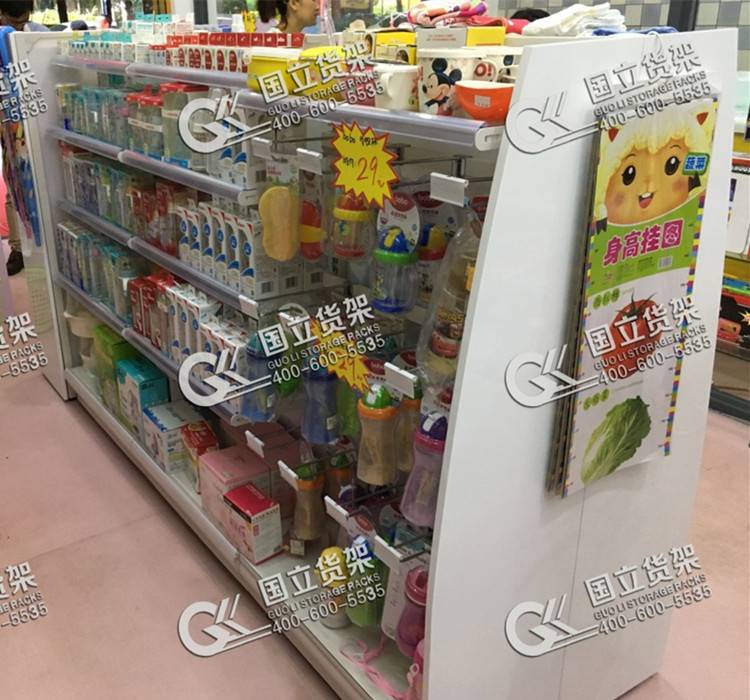 母婴店中岛货架